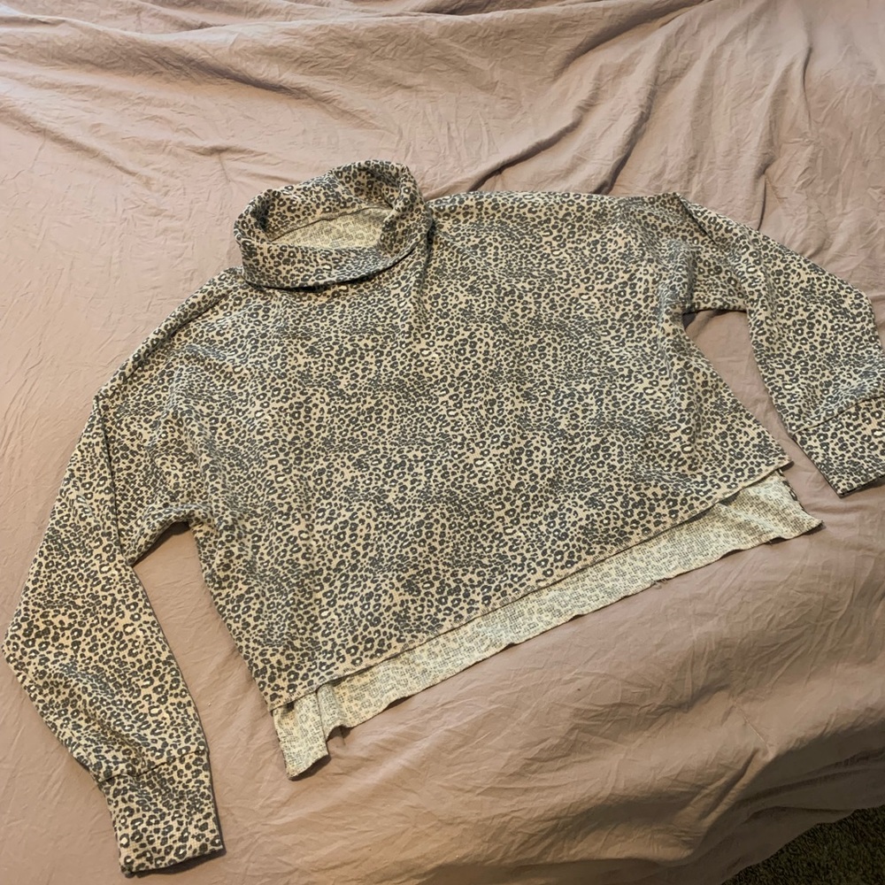 Cropped Mock Turtleneck
